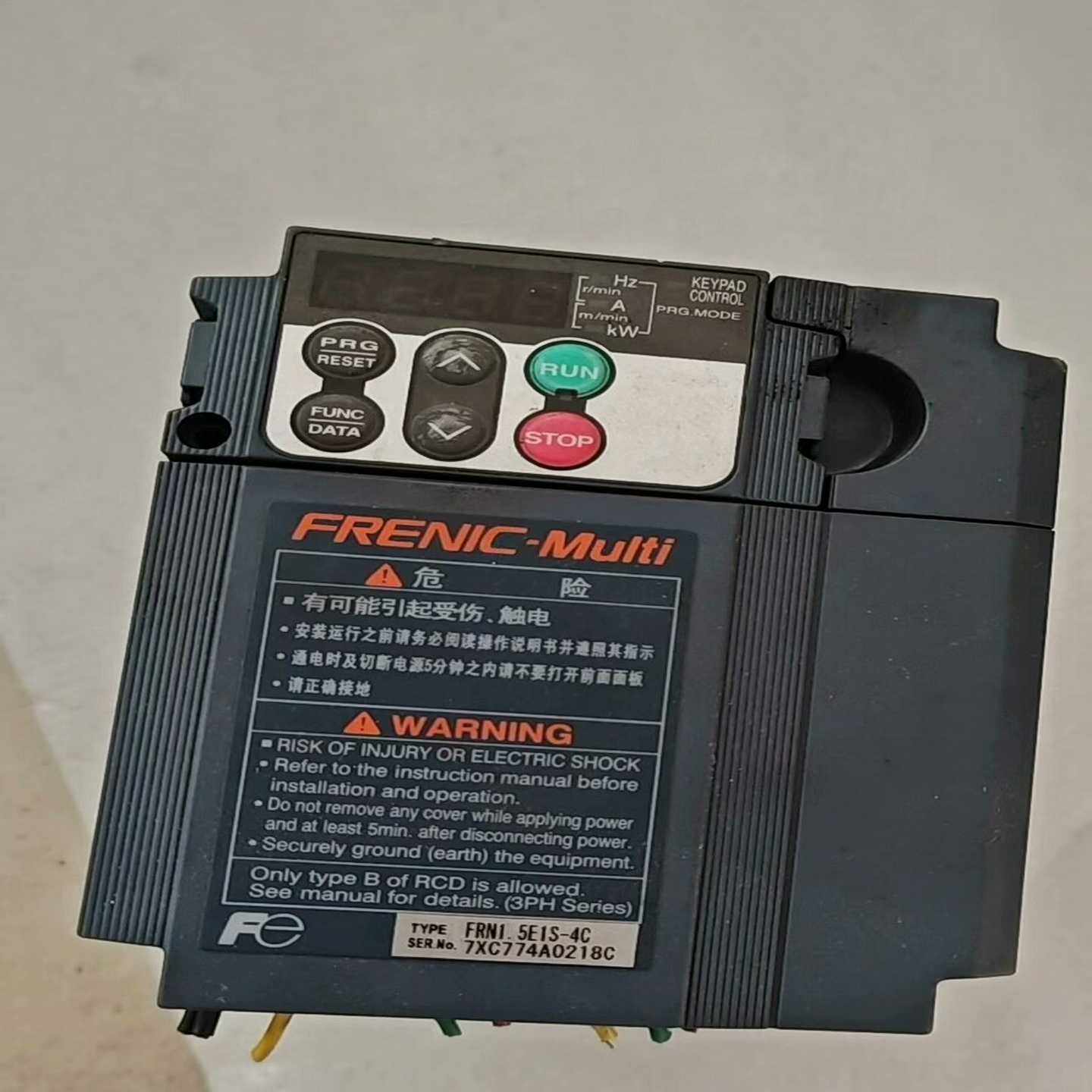 变频器1.5KWFRN1.5E1S-4C原装，已