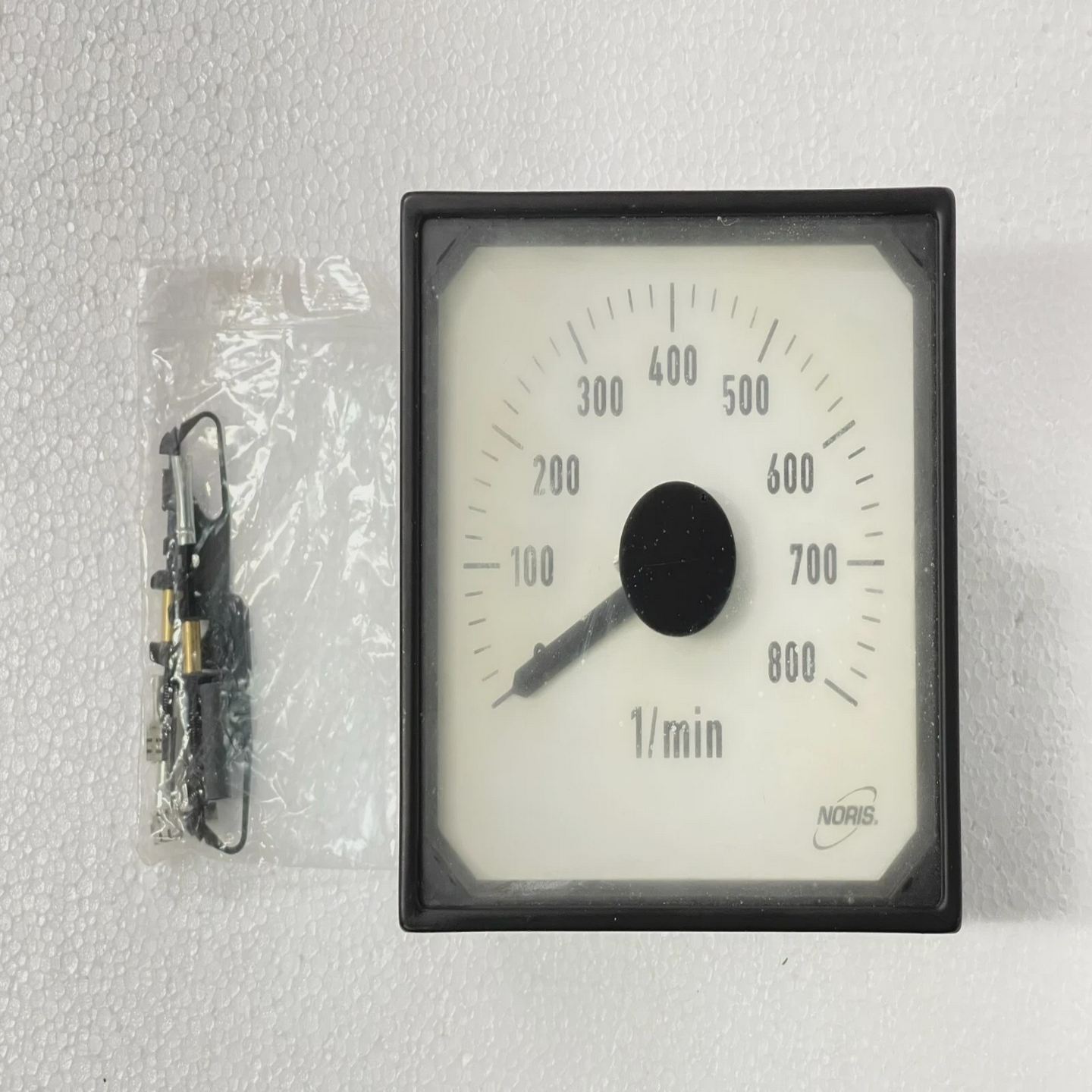 NorisRQ144-014Ui...10VDC0...8001/min