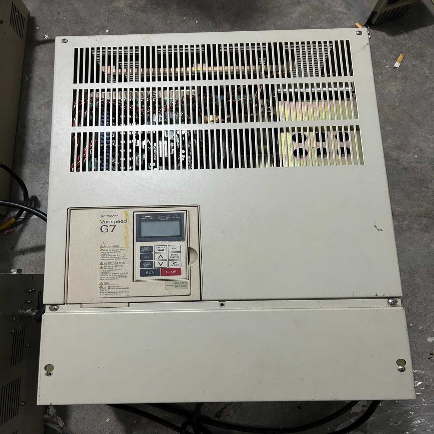 安川G7变频器 CIMR-G7A4055 55KW 380V（佳毅工控）