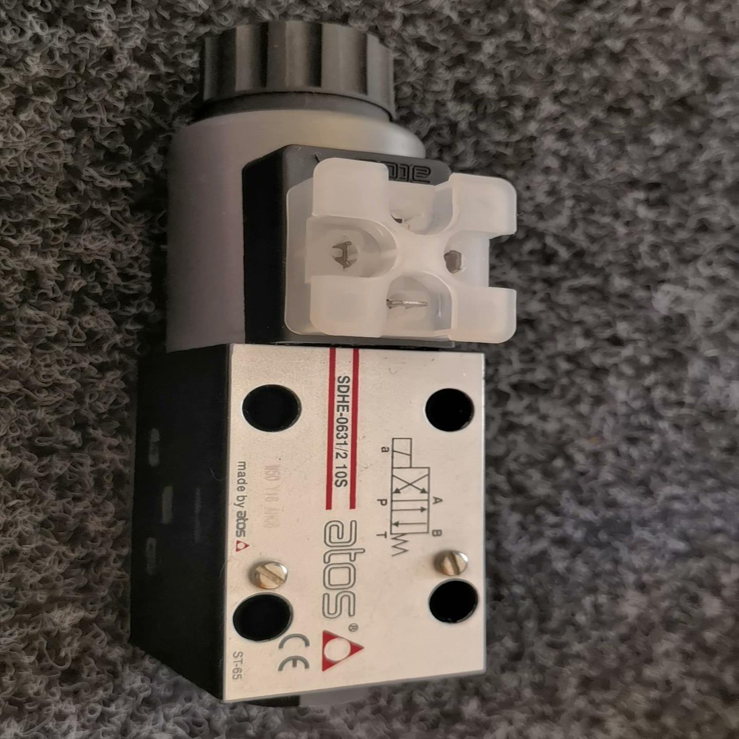 阿托斯液压阀SDHE-0631/2  DC24