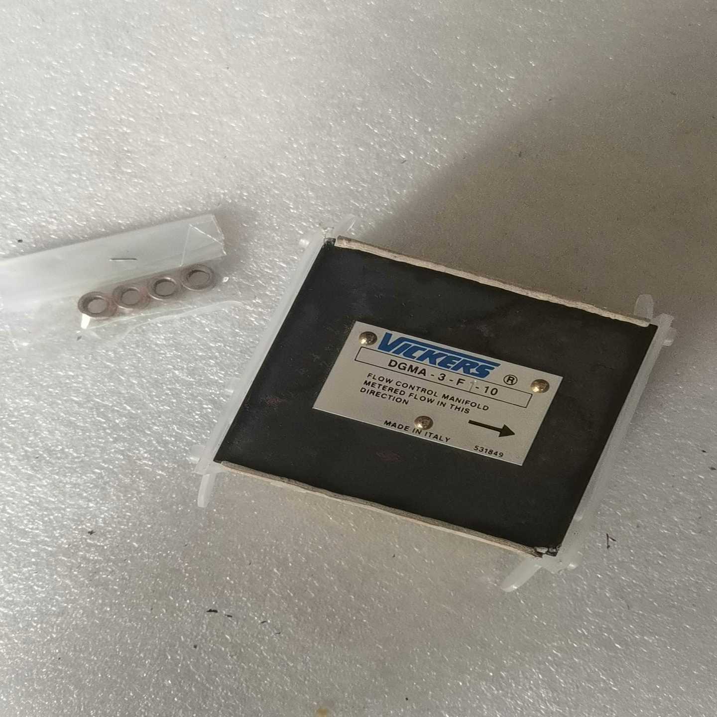 威格士液压阀过度块DGMA-3-F-10，一个，看上拍询价