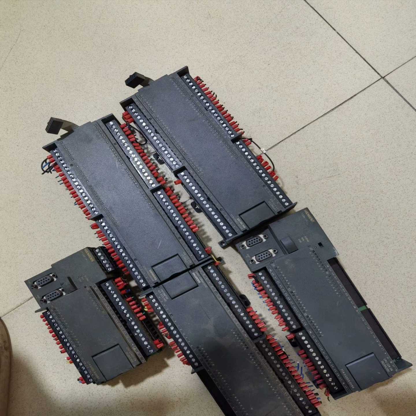西门子PLC模块6ES7 223-1PM22-0XA8，拆机一议价商品