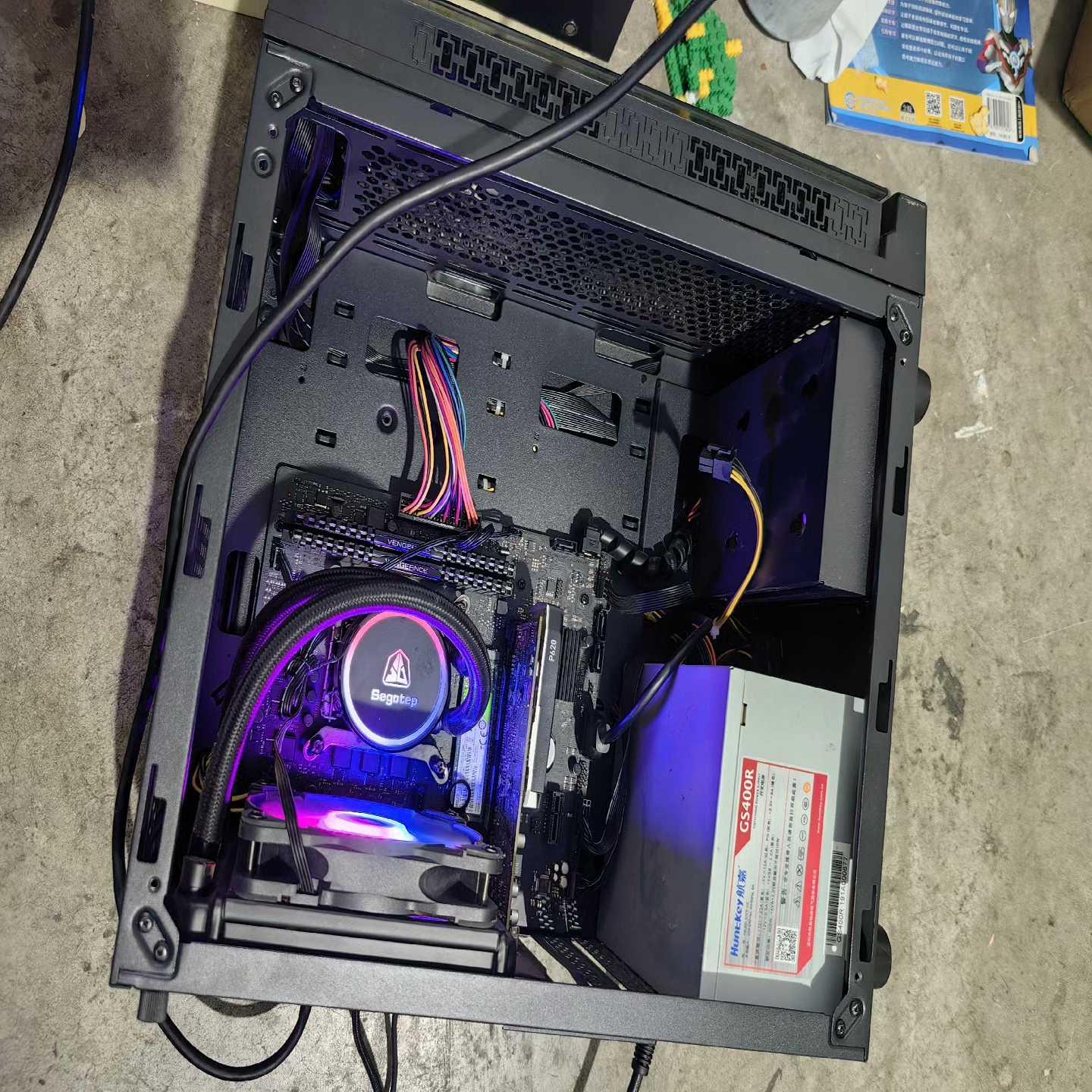 议价Intel/英特尔i7-9700k  CPU，华硕b365m