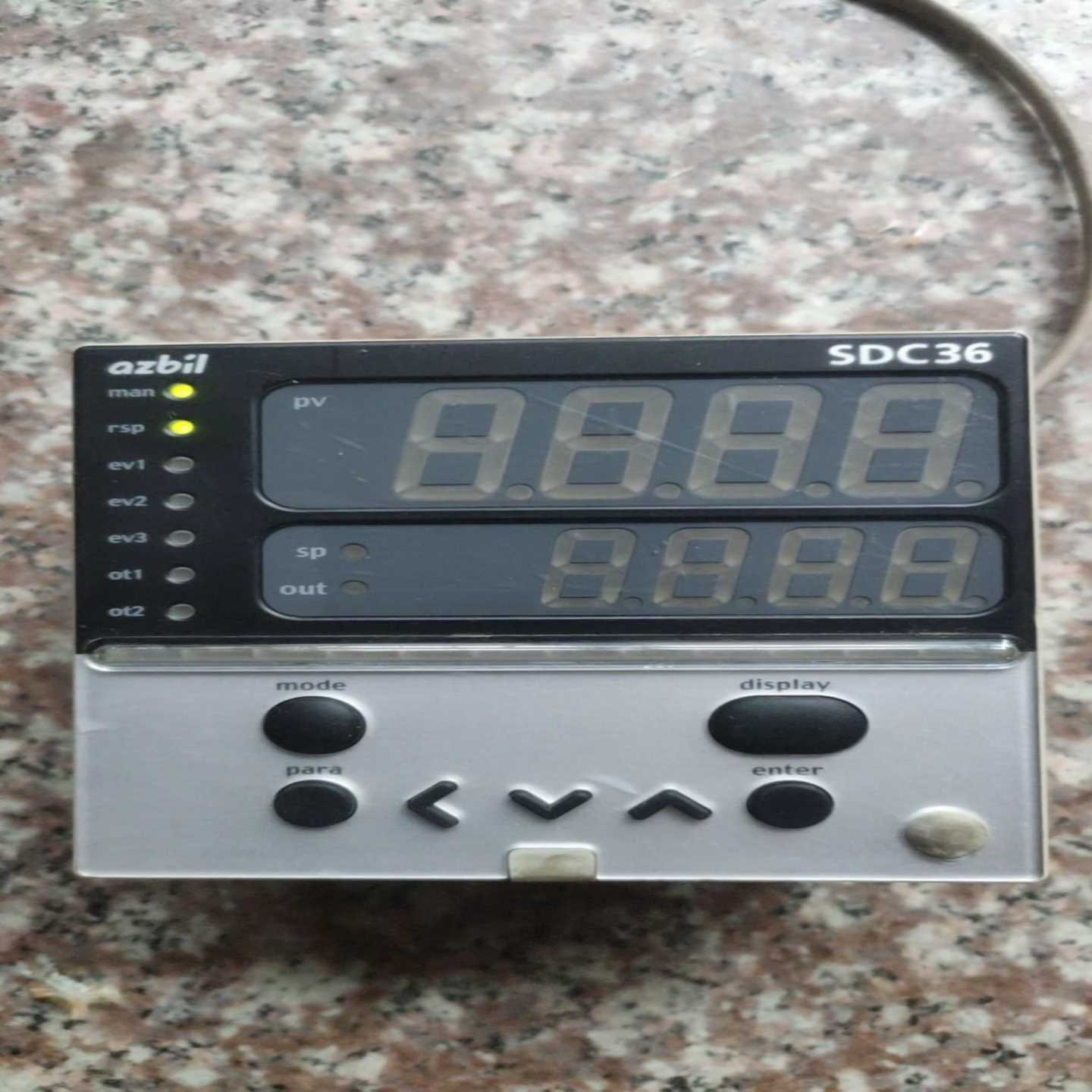 询价-azbilSDC36C36TR1UA4000