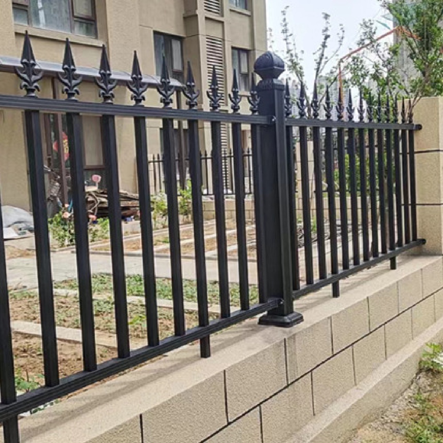 铝合金护栏庭院别墅围墙铝艺护栏阳台防护隔离栅栏款式尺寸均可定