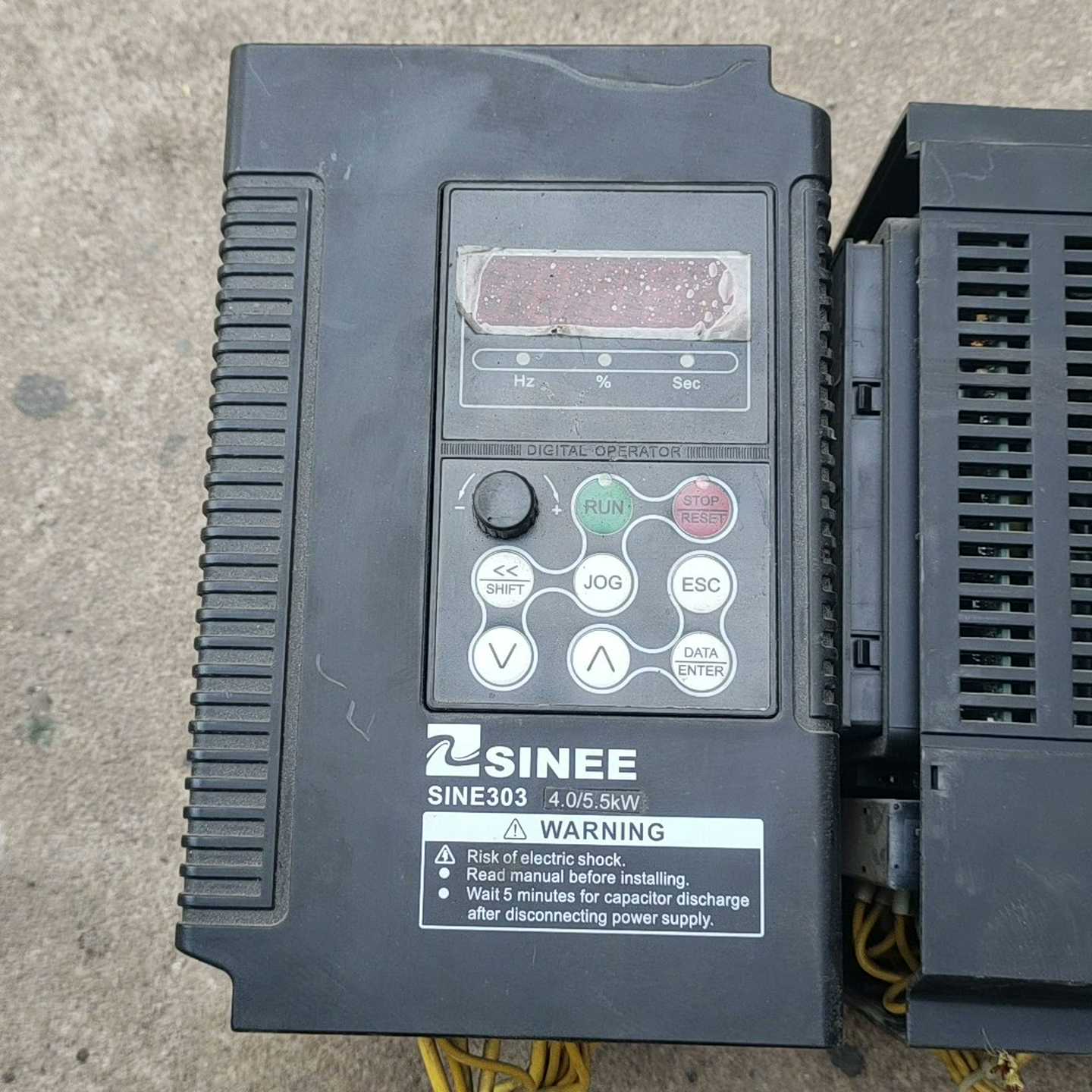 正弦变频器4KW,SINE303-4R0G/5R5P拆机2台--议价商品