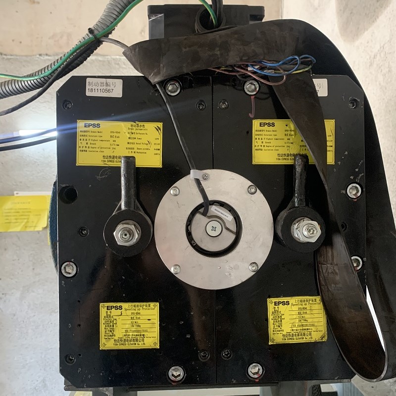 怡达快速电梯主机EPSS-VED40抱闸VVYT曳引机西艾杰制动器抱闸原装