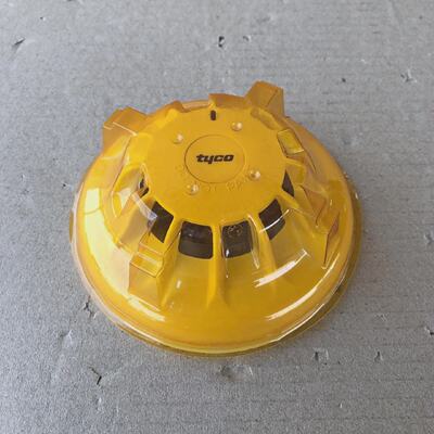 TYCO 601PHM CONVENTIONAL OPTICAL SMOKE DETECTOR 516.600.202
