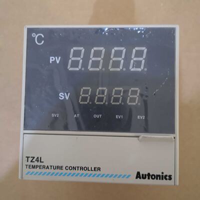 溢价-Autocs奥托尼克斯温度控制仪TZ4L14C库存件稍有瑕疵
