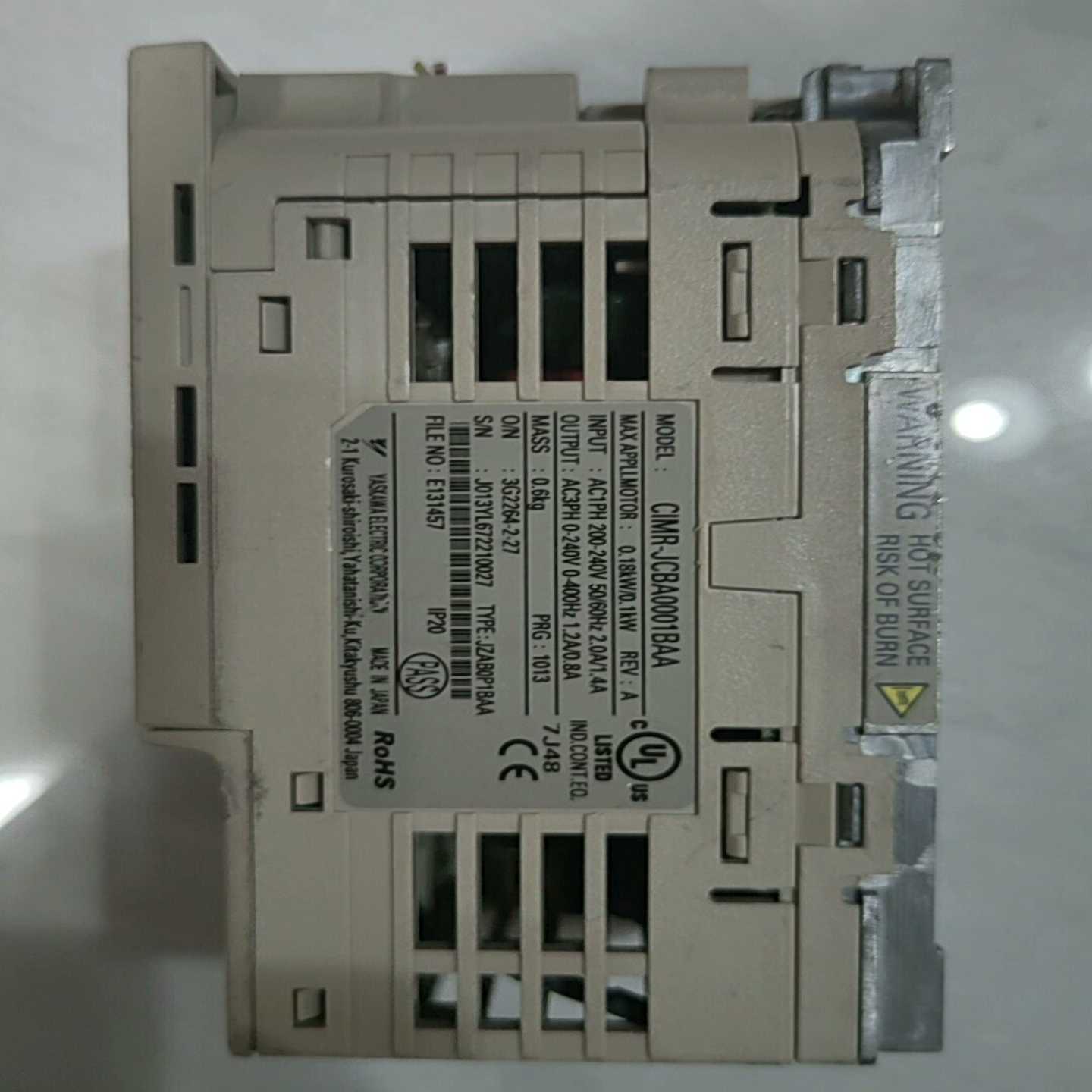 安川变频器J1000CIMR-JCBA0001BAA-议价