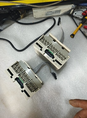 三菱复机模块两个型号FX3U4AD实图拍摄外壳碎了议价