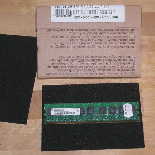 NEW  Fujitsu S26361F3000L514 Memory 1GB DDRRAM PC24200 unbuf