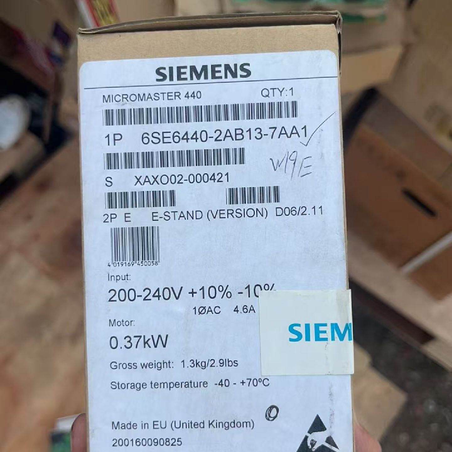 西门子变频器型号6SE64402AB137AA1英国