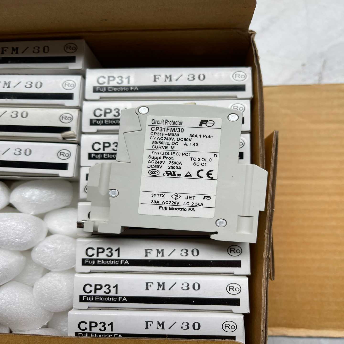 【议价】富士线路保护开关CP31FM30A