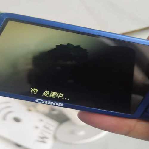 佳能ixus115hs，功能正常，，镜头放大微灰，带电池内--议价商品