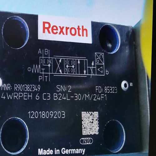 IH06-02BPS-VTK西克感应开关，安装剩下一询价