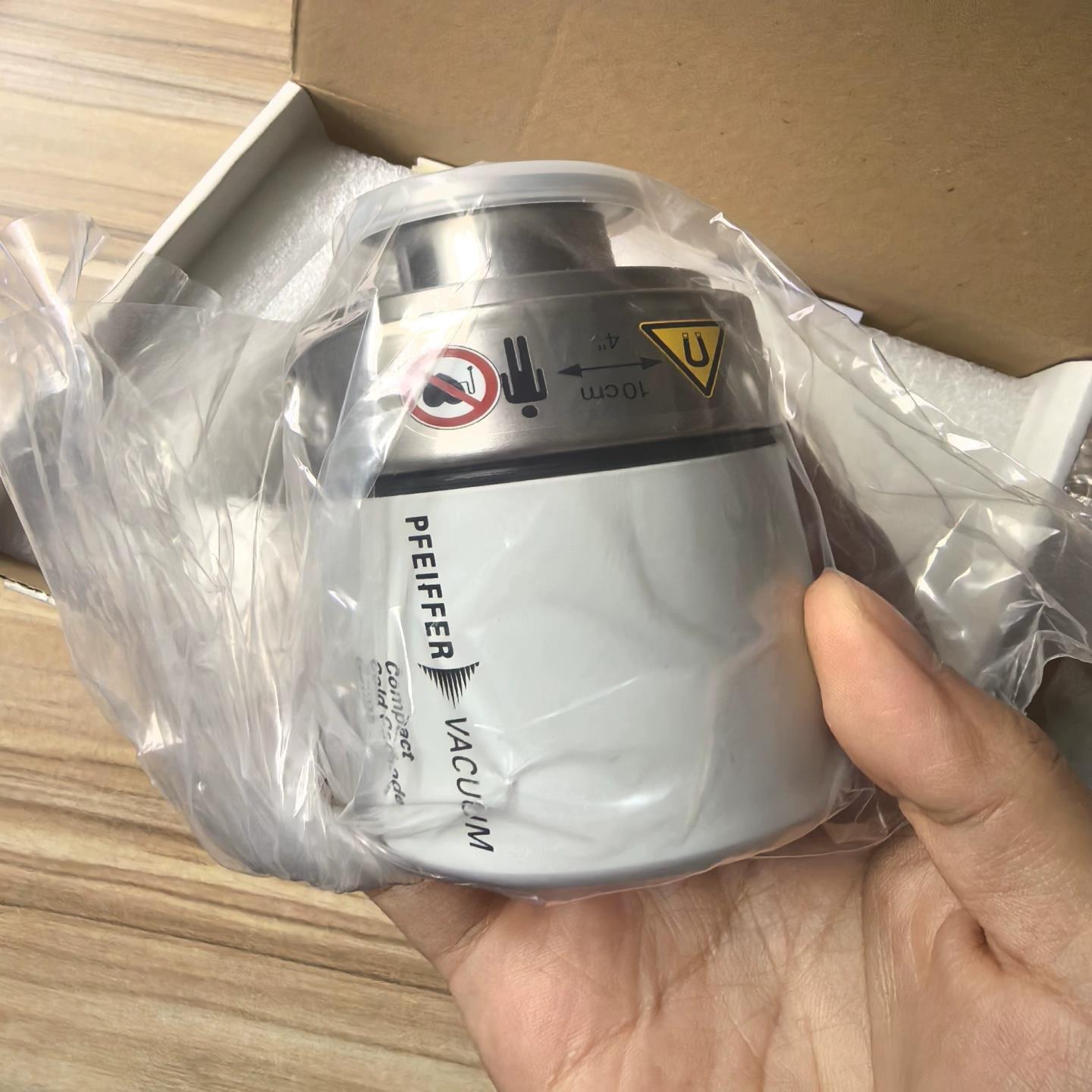 普发真空计IKR251，型号PTR25500，德国制造，全新--议价商品