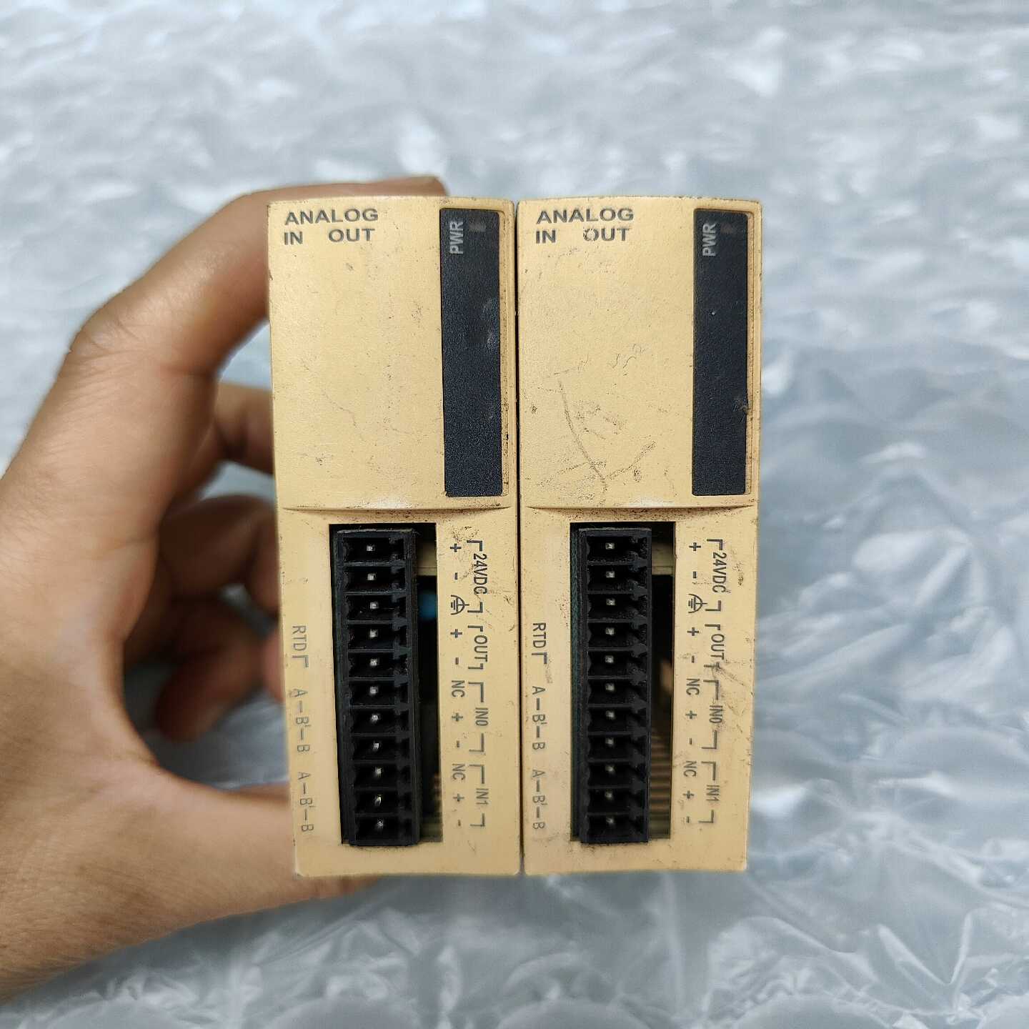 【议价】TwidoRTD热电阻模块TWDALM3LT