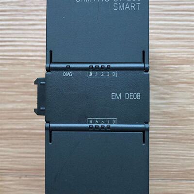 议价议价200smart扩展模块EMDE08