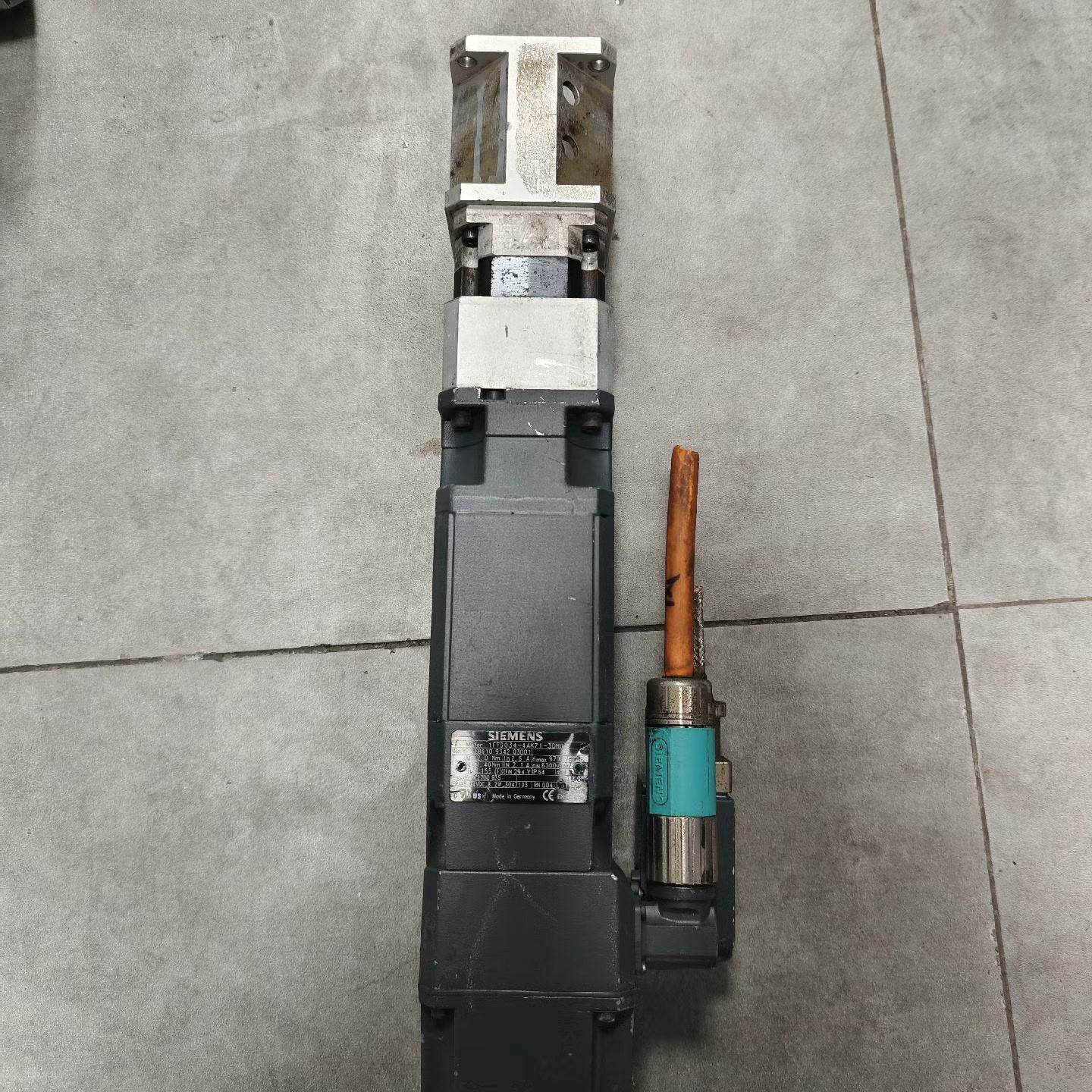 议价--1FT6034-4AK71-3DH0 西门子伺服电机,二手拆