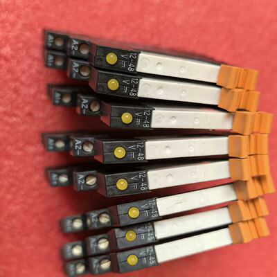 询》正品泰科ST3FLC4薄片继电器24V含底座模块V23092
