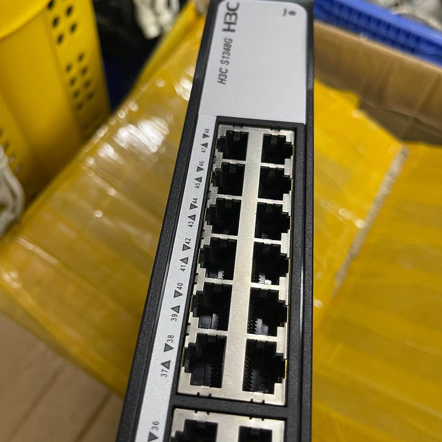 华三H3C S1348G 48口全千兆以太网交换机--议价商品
