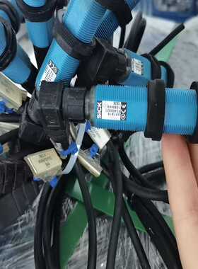 西克SICK光电传感器，型号GRTB18-P2406S07，--议价商品
