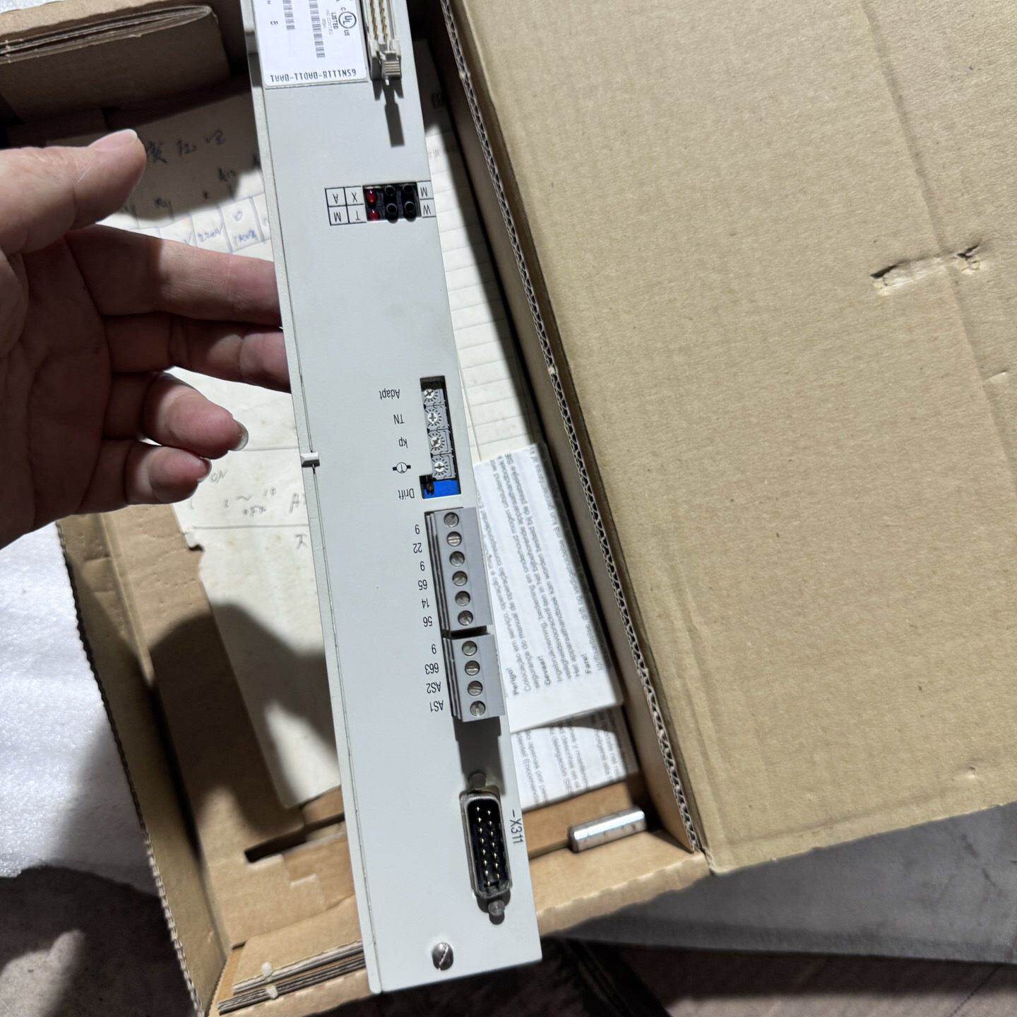 西门子6SN11180AD110AA1轴卡库存货实物