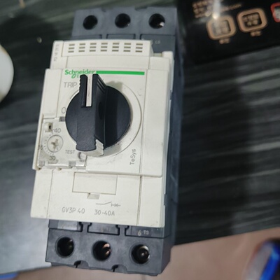 议价马达开关断路器GV3P403040A带L议价
