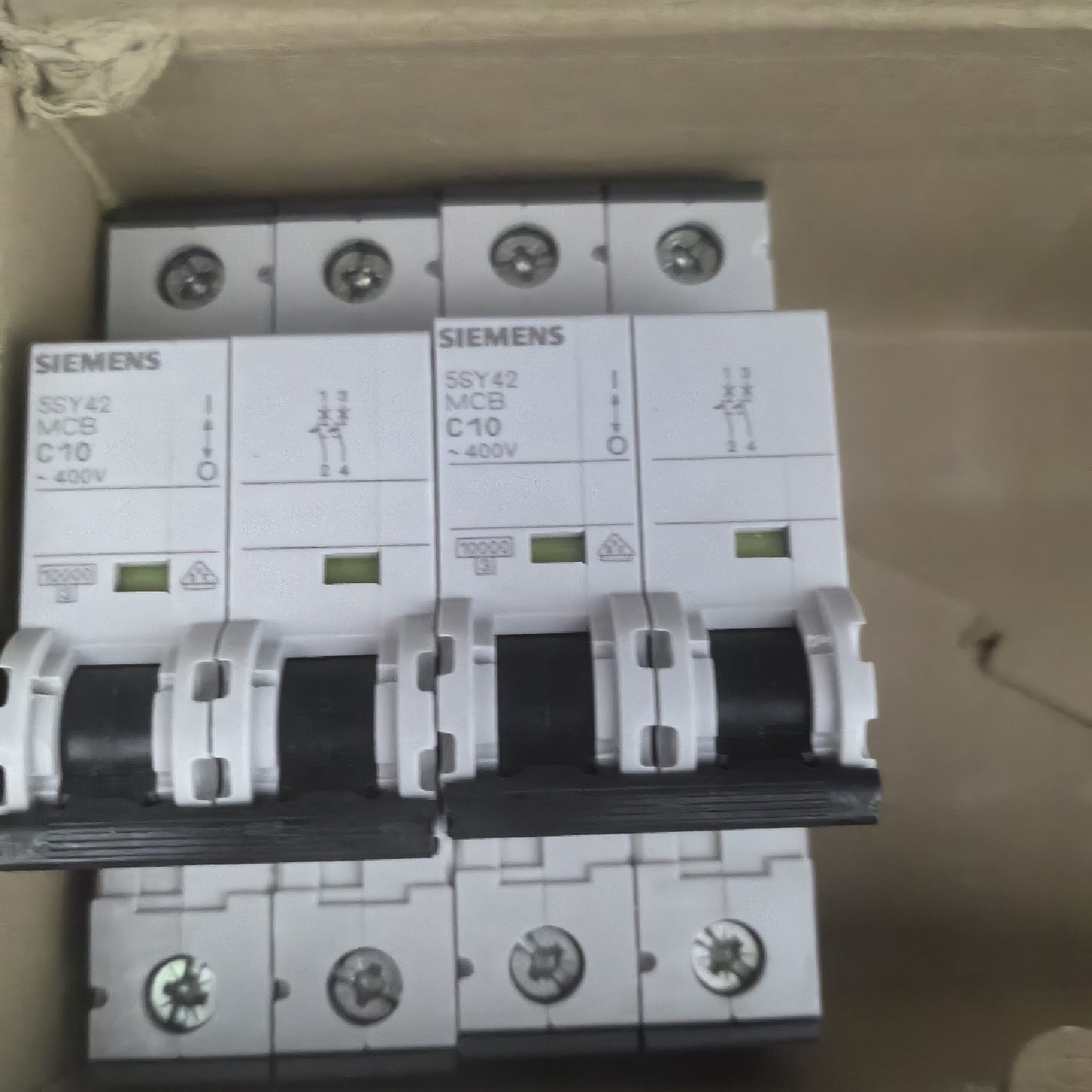议价--西门子断路器5SY42 MCB C10 2P 400V