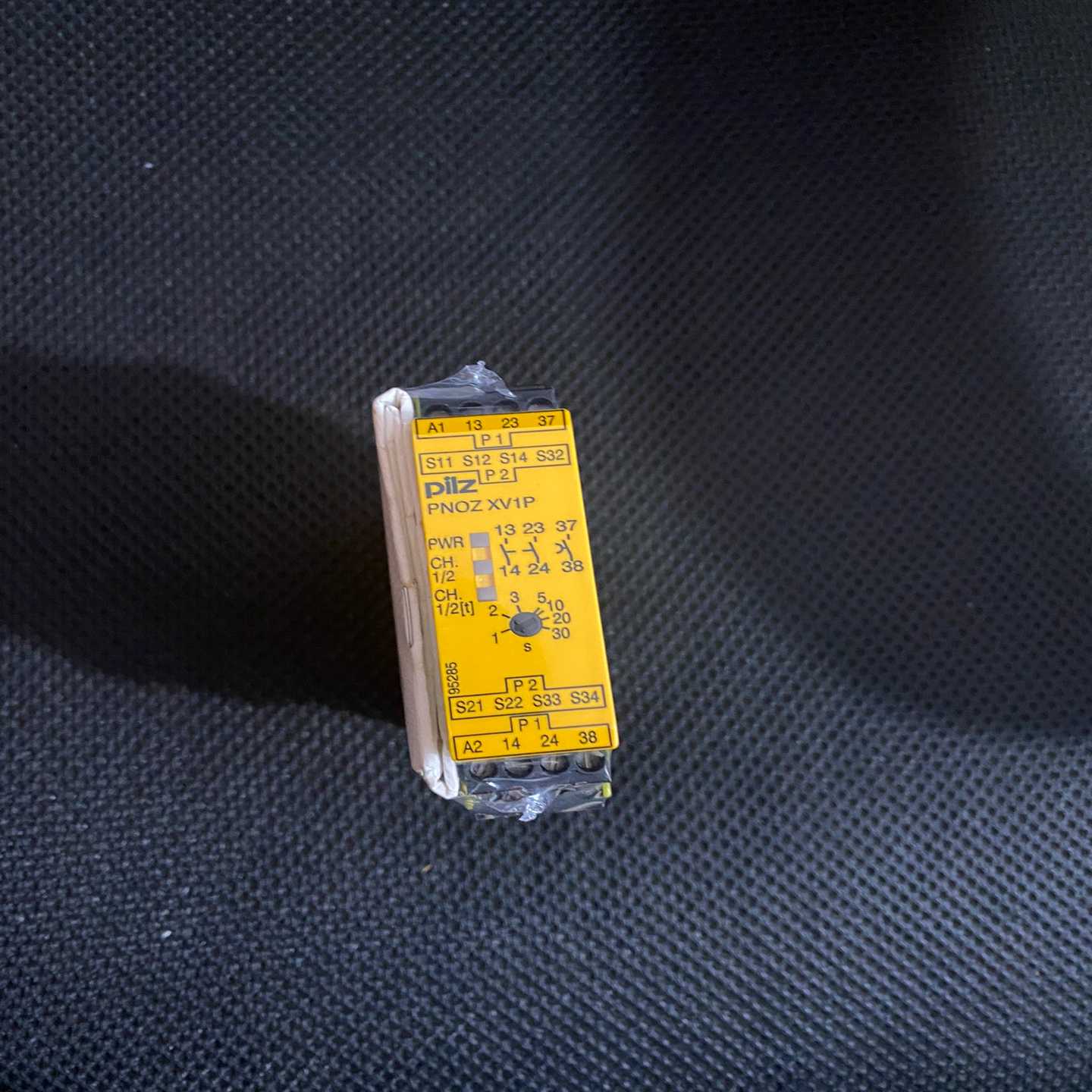 PILZ皮尔兹PNOZXV1P安全继电器777602询价