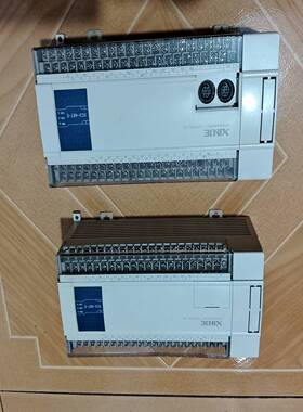 信捷PLCXC3-48T-E，功能正常，成色为实图询价