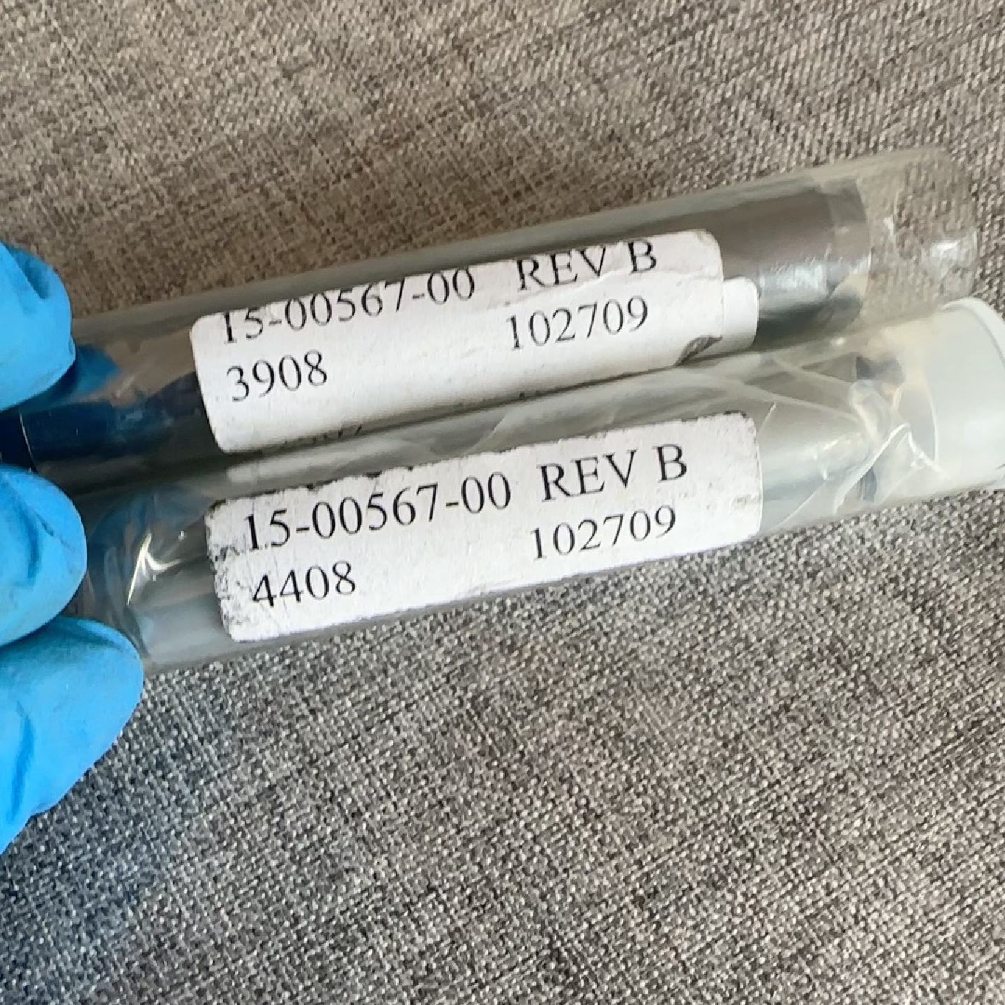 几乎全新3M静电屏蔽袋原装半导体配件，实物拍的，型号15---议价