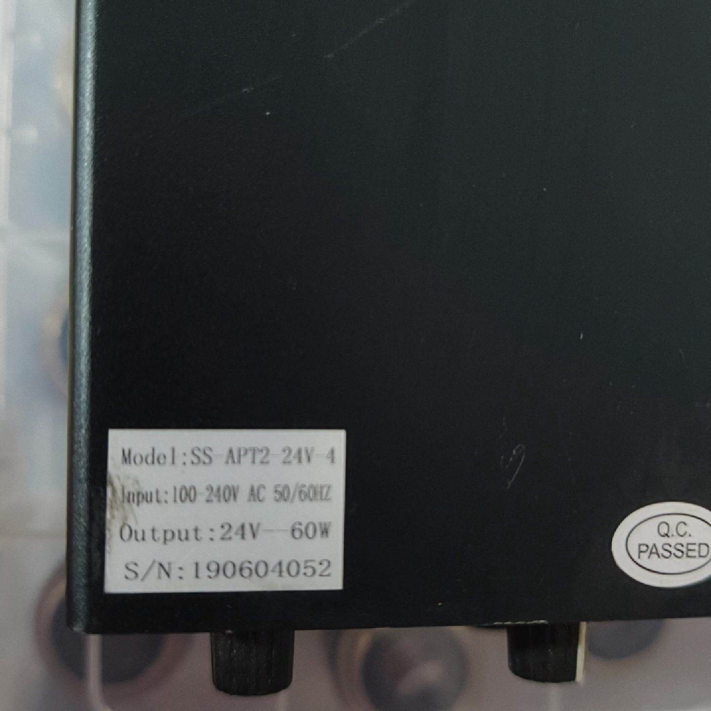 SS APT2-24V-4四路LED光源控制器，带电源线，带--议价商品