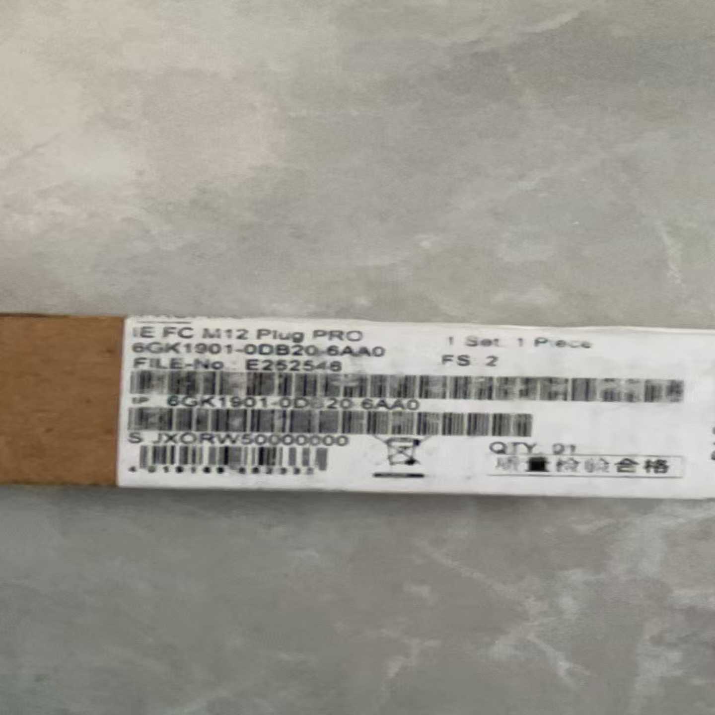 6GK1901-0DB20-6AA8未拆封~询价