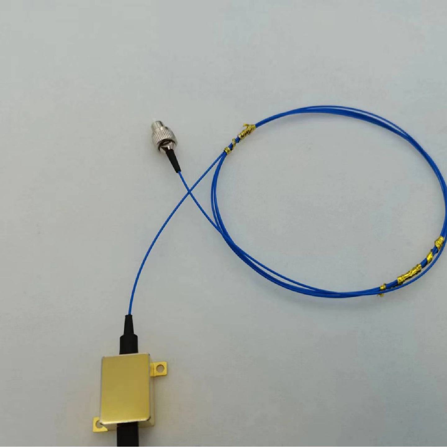希兰1550NM2W3W光纤耦合激光同轴光纤激光器户外狩猎用