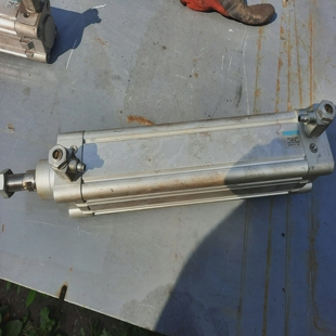 FestoDNC-50-200-PPV-APneumaticCylinderActuator