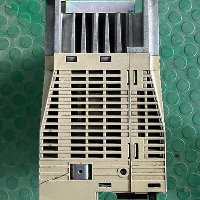 议价Yaskawa Servo Driver Sgdv180A01a002000 Disassembled Part