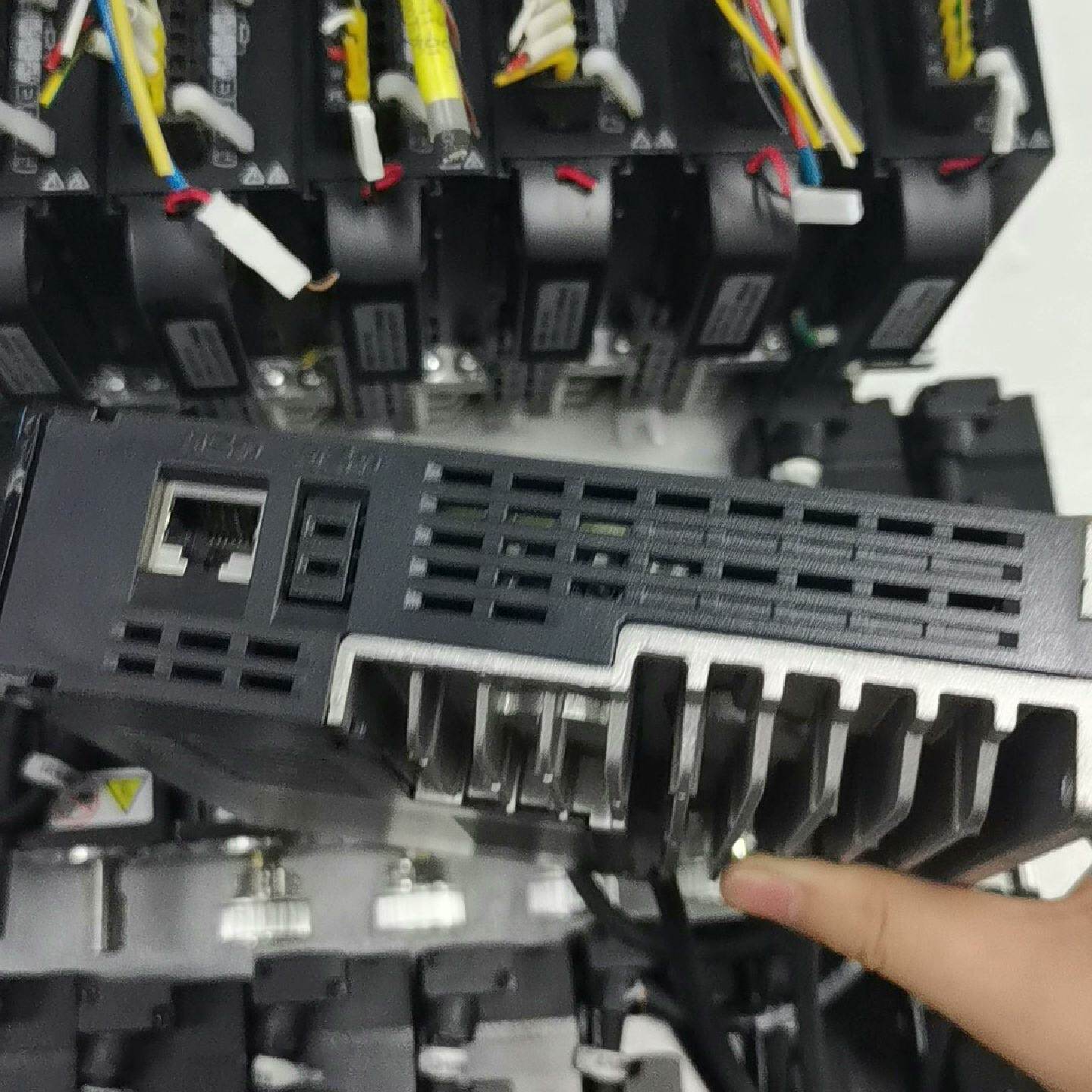 议价汇川伺服套装MS1H110B30CBA330ZMS1H适用