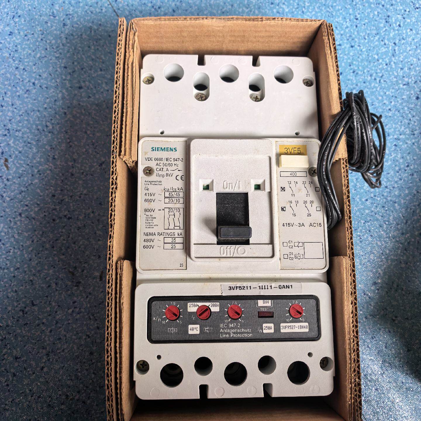 议价西门子塑壳断路器 3VF5211-1BH41-0AN1 250A 415V 3P 带辅助