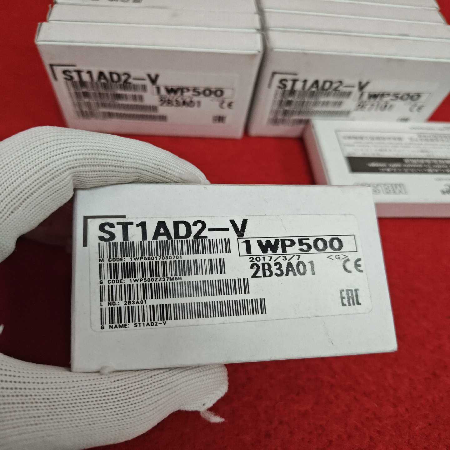 ST1AD2-V三菱PLC模块，全新原装正品，现货库存--议价商品