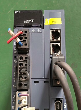 询价*伺服驱动器RYH751F5VV2实物图