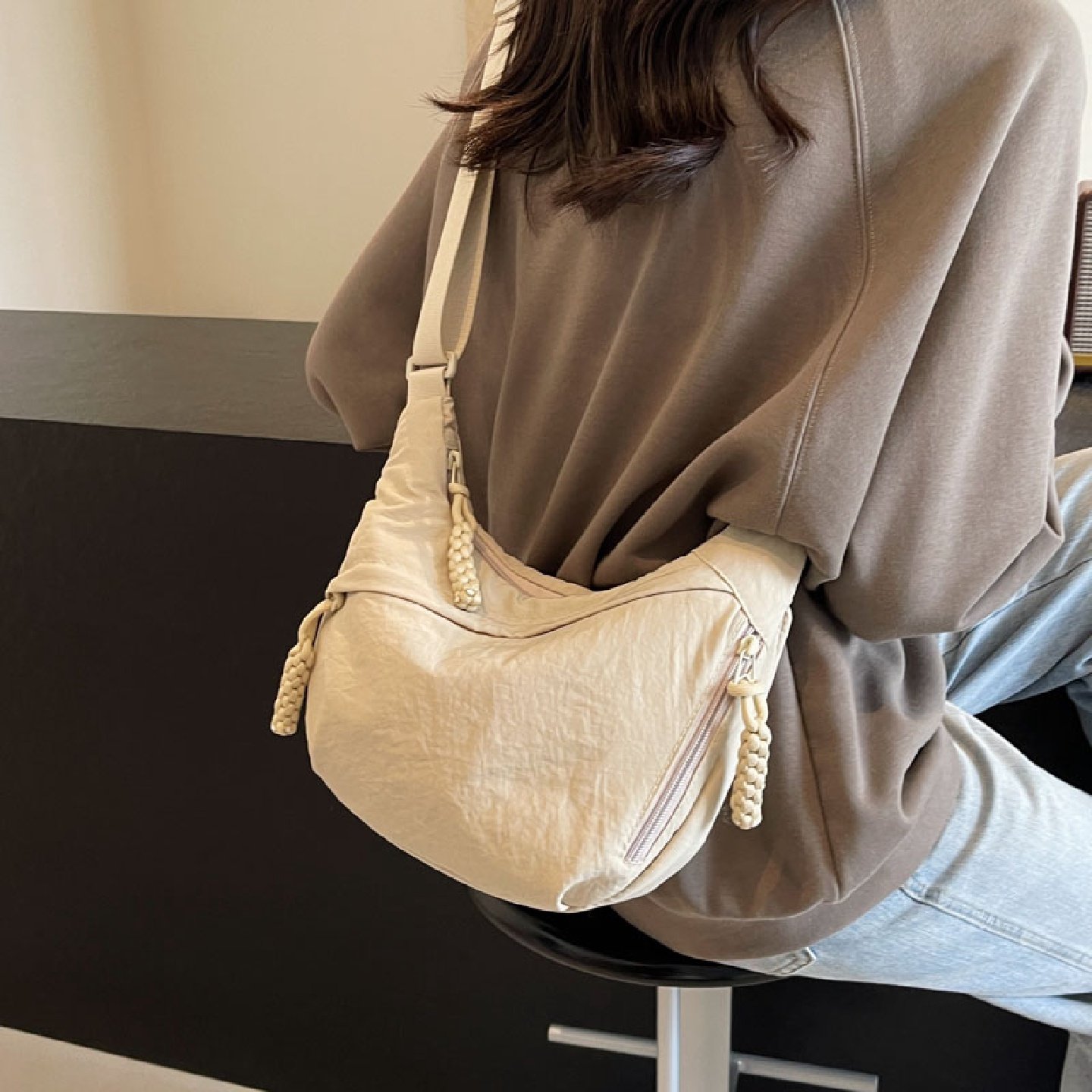 日韩风饺子包女斜挎包大容量休闲轻便帆布包女包2024夏季新款