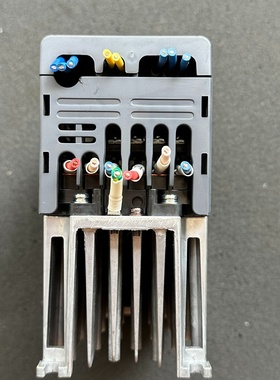 三菱变频器FRD7200.75K三相220v原装拆机