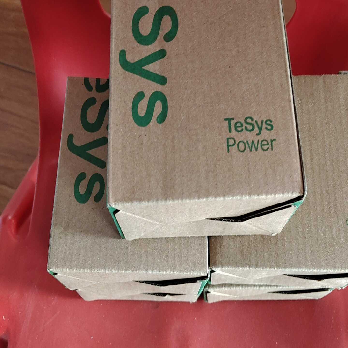 施耐德Schneider型号：GV2PM10C电动机-议价