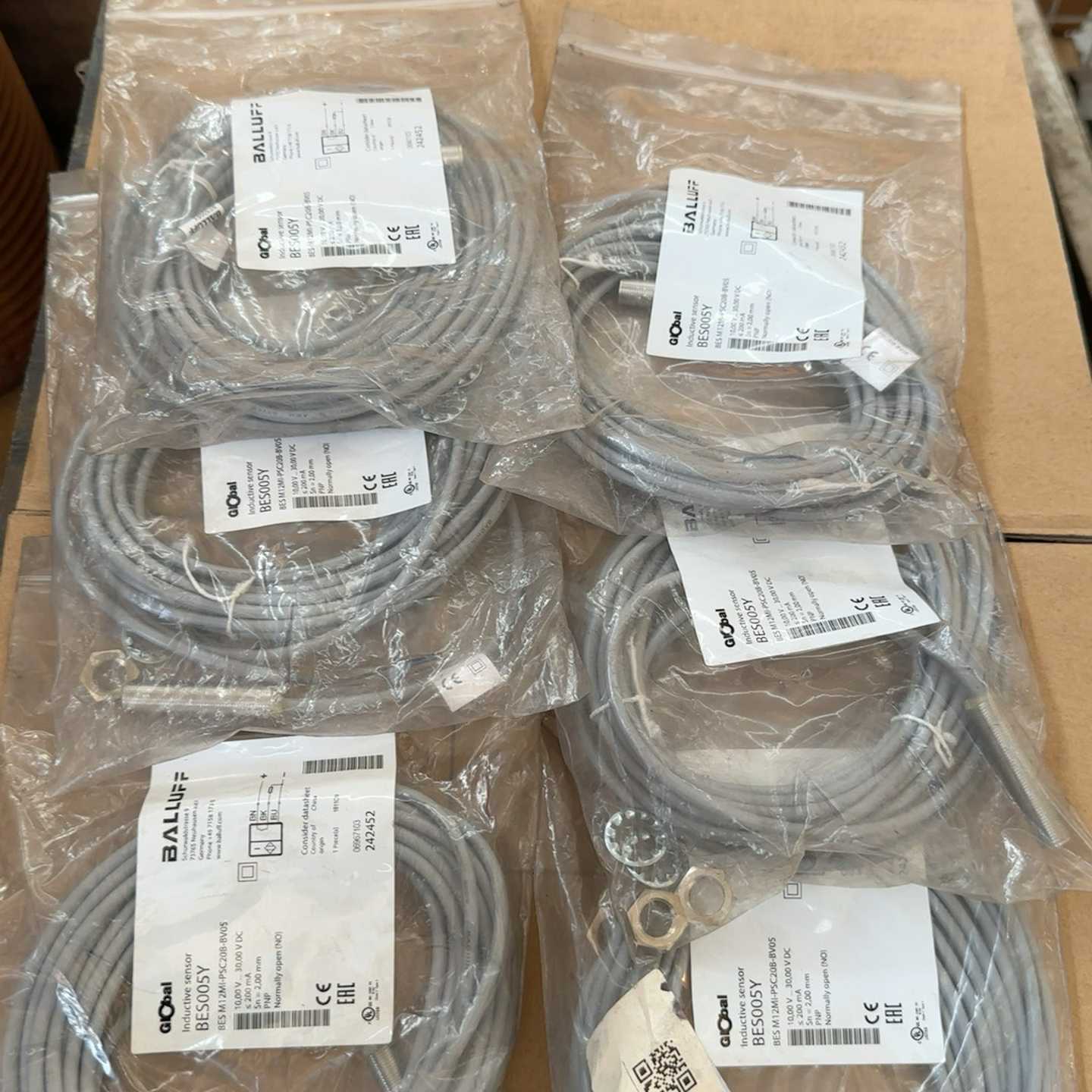 BES005Y巴鲁夫接近开关BESM12MI-PSC20--议价商品