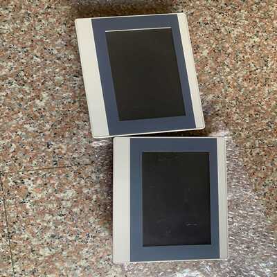 繁易触摸屏 FE3070C-V1-B 有两台 成色不错 22