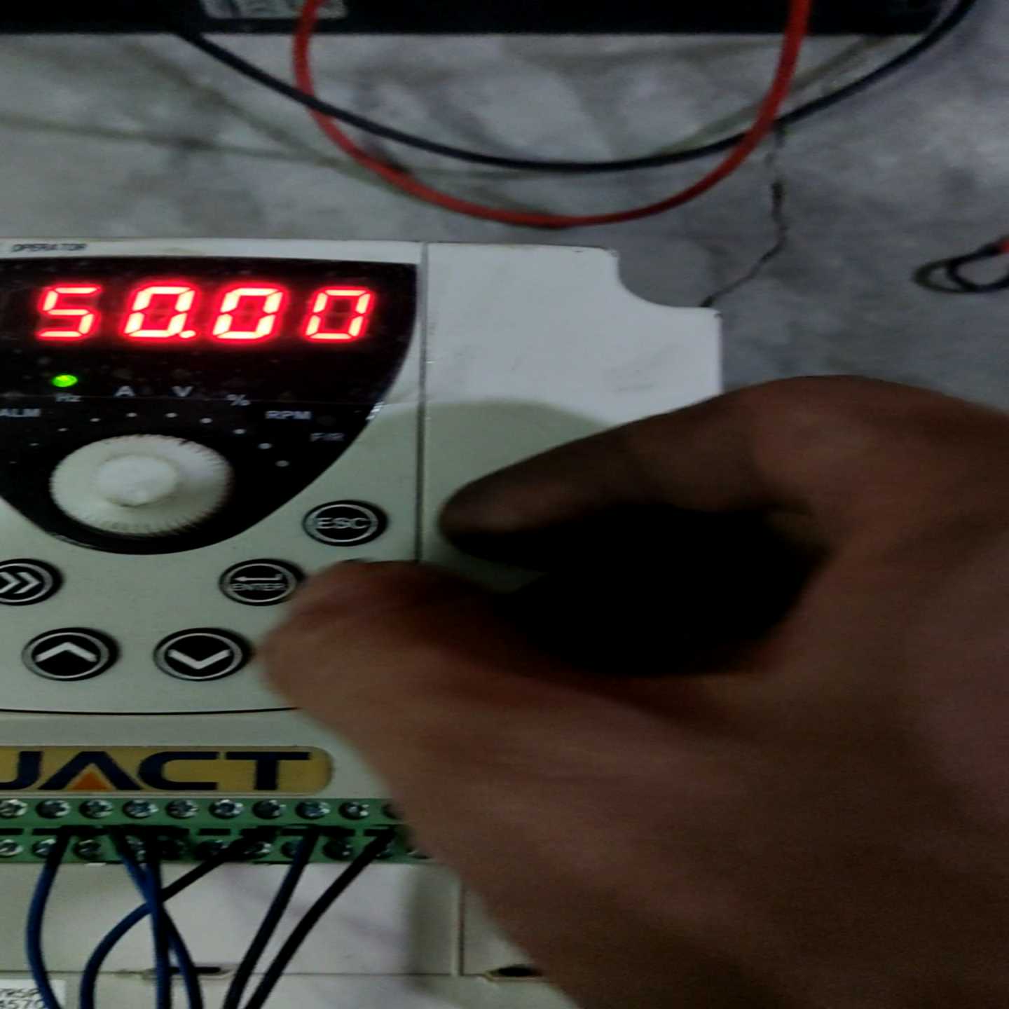 议价JACT艾M克特变频器AT500-T3-5R5G/7R5PB现货/维修