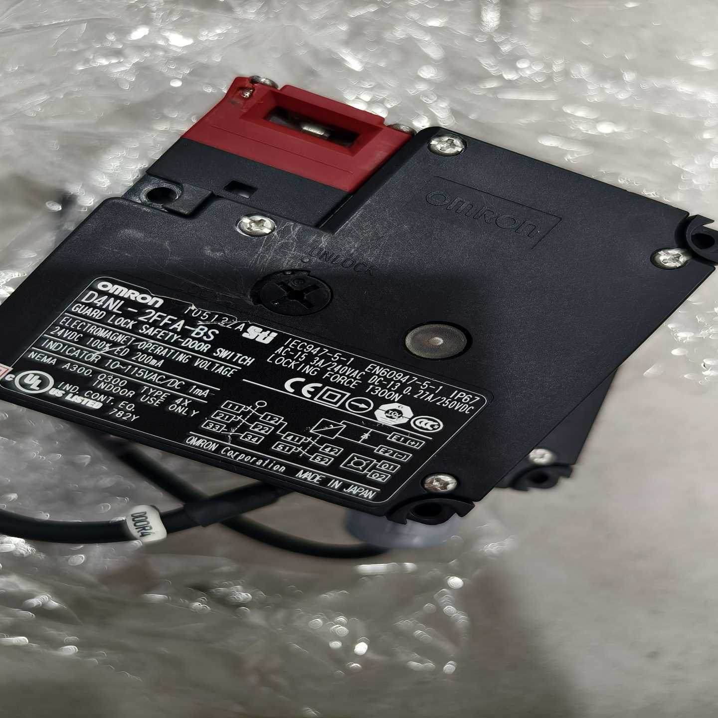 现货欧姆龙安全门锁D4NL-1FFA-BS，2FFA-Bs现-询价客服