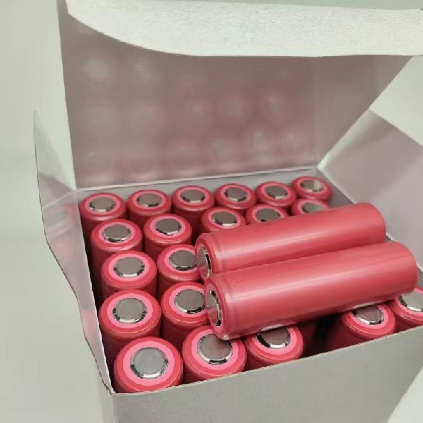 三洋18650ZM2电池2600mAH3.7V强光手电筒SanyoUR18650动力电芯